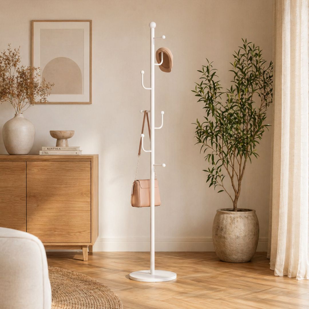 Porte-manteau sur pied blanc à crochets galbés à base ronde blanche